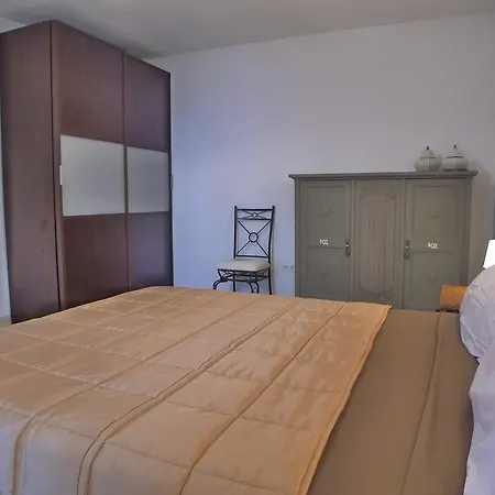 Bettina Apartment